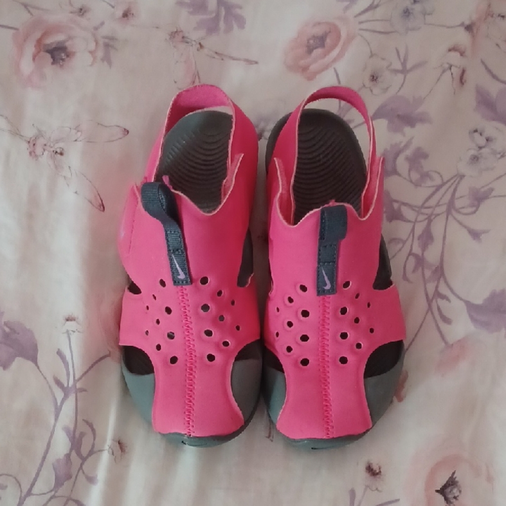 Nike Pink and Gray Kids Sandals